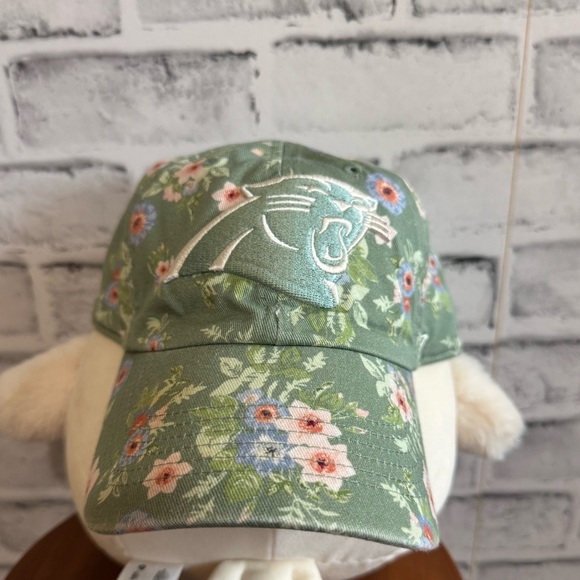 NWT! Carolina Panthers green floral meadow garden ‘47 adjustable hat Size WMN - Picture 1 of 3